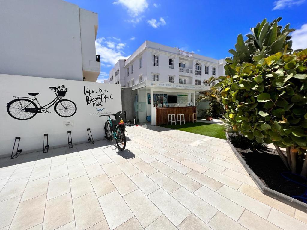 Bristol Sunset Beach Private Apartment Corralejo Extérieur photo